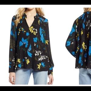 Halogen Pleat Detail Blouse